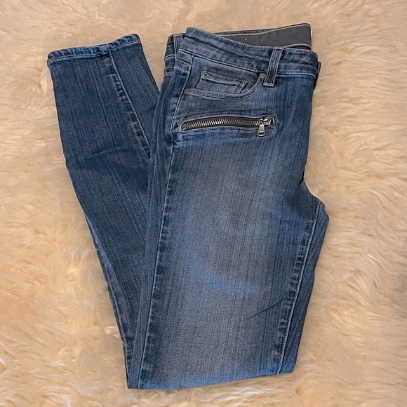 PAIGE Indigo Zip Light Blue Straight Ankle Jeans - Picture 1 of 6